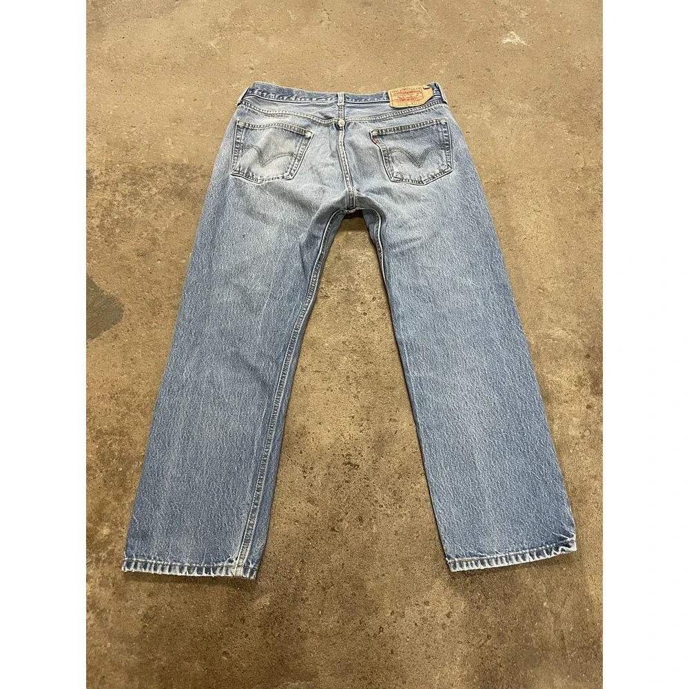 Levis 501 XX Jeans Mens 36x27 Light Wash Blue Straight Leg Button Fly Distressed - Picture 11 of 16